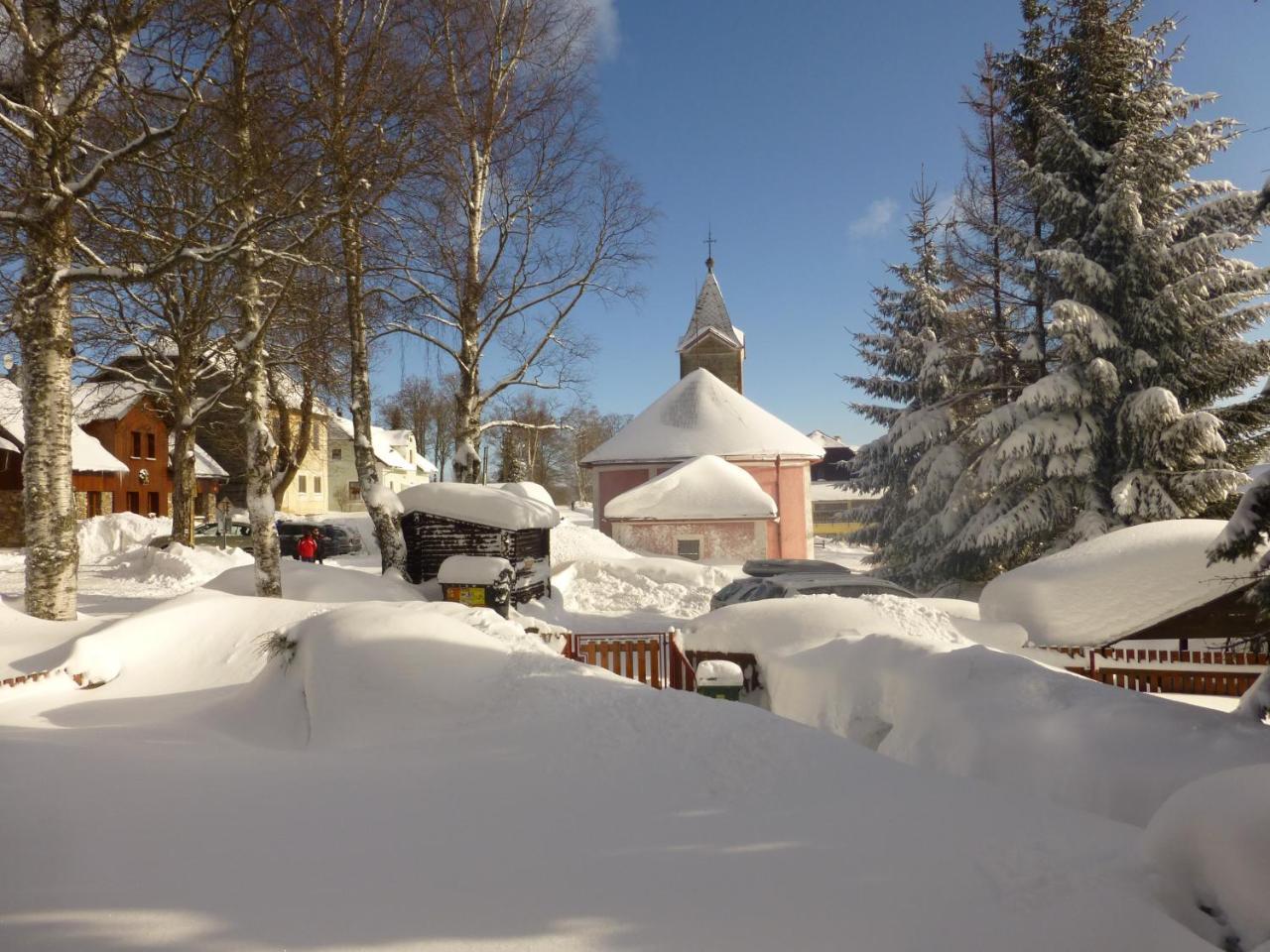 U Votapku Lägenhet Nove Hute Exteriör bild